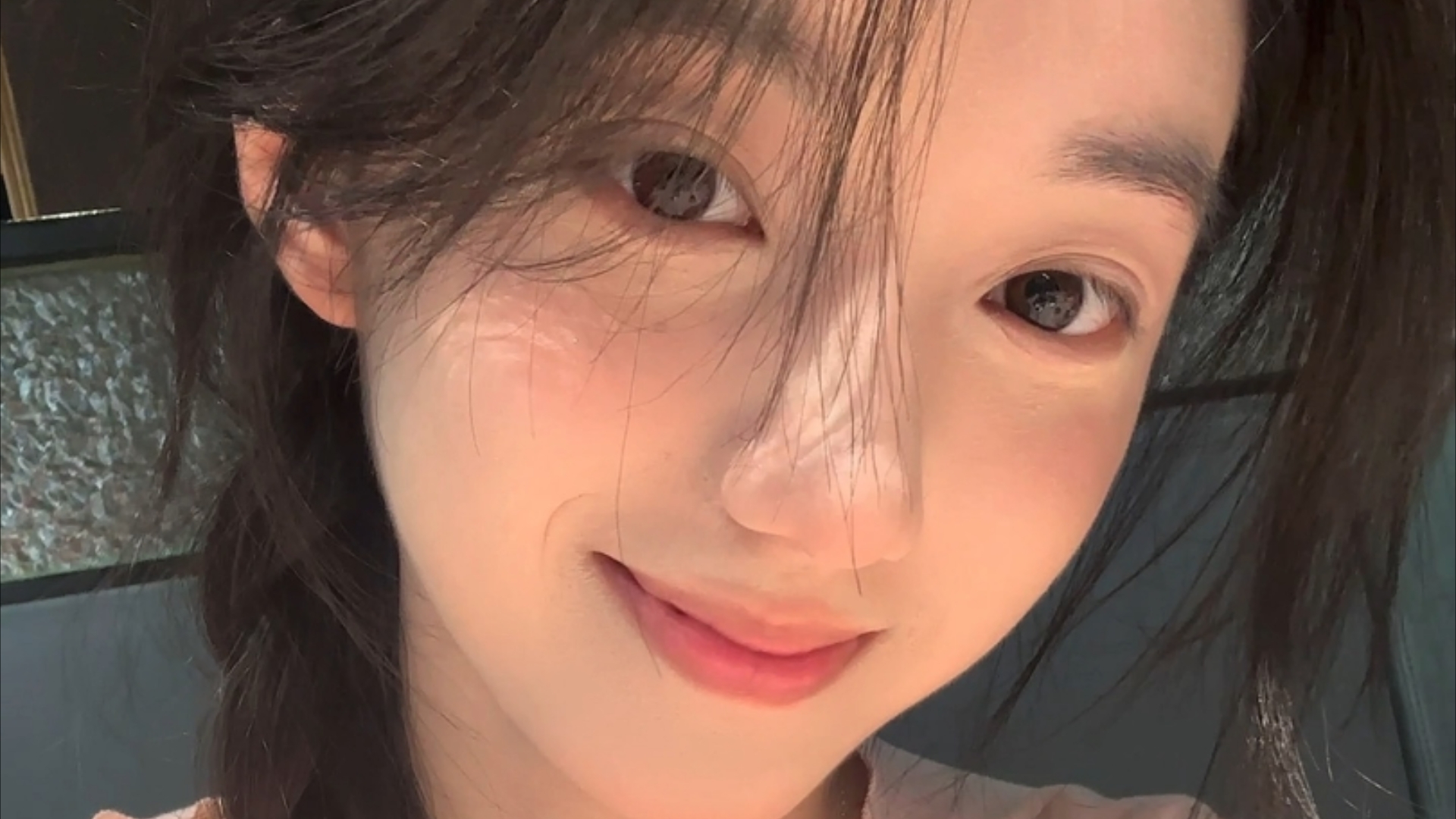 陕西多地迎高温 动物空调房里享受“清凉套餐”